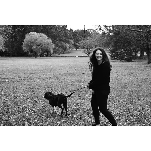 Meet your Posher, Emily - Picture 6 of 9